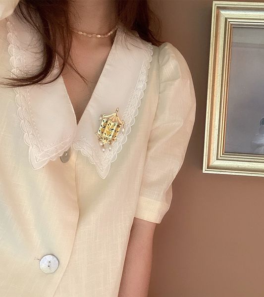 brooch south korea fashion style, fashionable fresh water pearl, creative net, red temperament design, women's clothing accessories, Gray
brooch south korea fashion style, fashionable fresh water pearl, creative net, red temperament design, women's clothing accessories, Gray