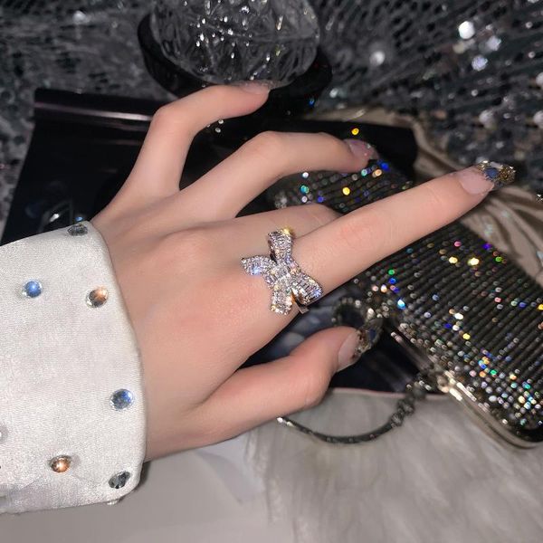 cluster rings korean creative design copper inlaid zircon luxury shiny exquisite bow ring opening adjustable female prom party, Golden;silver
cluster rings korean creative design copper inlaid zircon luxury shiny exquisite bow ring opening adjustable female prom party, Golden;silver