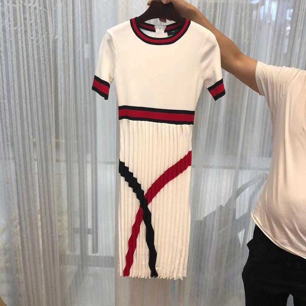 2021knitted sweater dress women 2021 summer elegant short sleeve o-neck contrast striped office ol dresses vestidos roupas femeninas, Black;gray
2021knitted sweater dress women 2021 summer elegant short sleeve o-neck contrast striped office ol dresses vestidos roupas femeninas, Black;gray