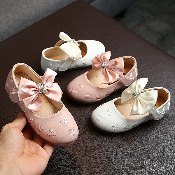 flat shoes 2021 princess kids leather girls school fashion cute butterfly wedding toddlers flats casual, Black;grey
flat shoes 2021 princess kids leather girls school fashion cute butterfly wedding toddlers flats casual, Black;grey