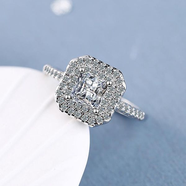 wedding rings fashion luxury crystal ring romantic brilliant cubic zircon silver color engagement for women trend female jewelry, Slivery;golden
wedding rings fashion luxury crystal ring romantic brilliant cubic zircon silver color engagement for women trend female jewelry, Slivery;golden