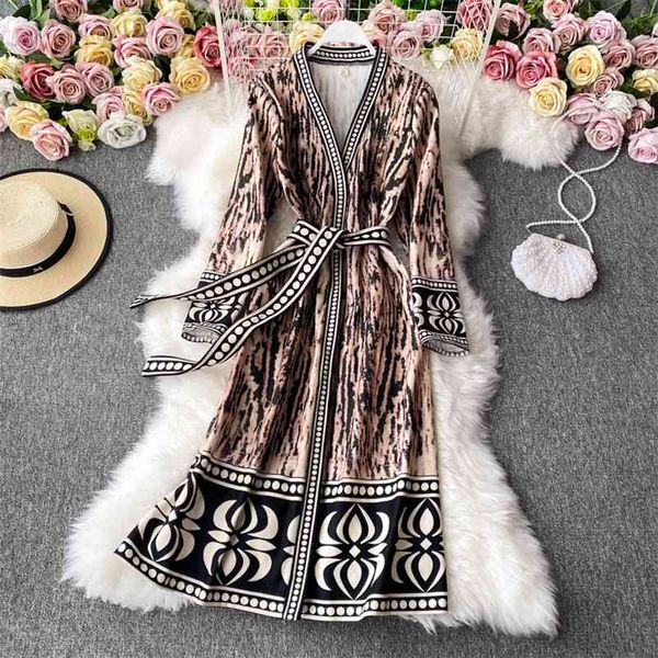 v-neck leopard print dress women's autumn waist and thin temperament large swing gx1463 210507, Black;gray
v-neck leopard print dress women's autumn waist and thin temperament large swing gx1463 210507, Black;gray