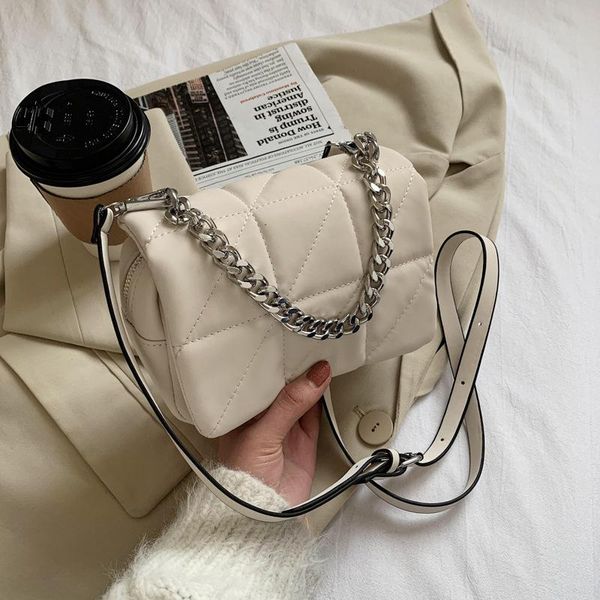 nylon waterproof shoulder bag for women design 2021 trend chain messenger small black portable spring handbags bags
nylon waterproof shoulder bag for women design 2021 trend chain messenger small black portable spring handbags bags