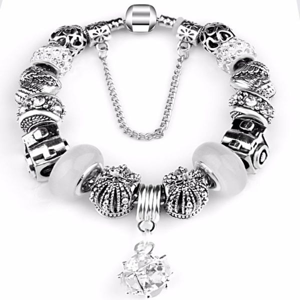 link, chain 2021 antique silver plated crystal charm bracelet for women with clover beads fits p bracelets&bangles pulseras diy jewelry, Black 
link, chain 2021 antique silver plated crystal charm bracelet for women with clover beads fits p bracelets&bangles pulseras diy jewelry, Black