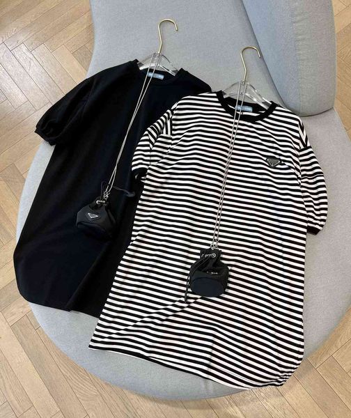 dress p family triangle 21 bubble sleeve with playful comfort t-shirt short skirt cute bag, White;black
dress p family triangle 21 bubble sleeve with playful comfort t-shirt short skirt cute bag, White;black