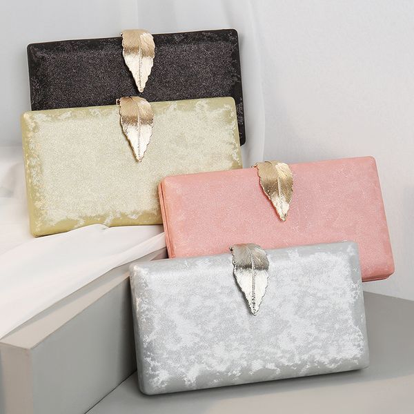 leaf lock mini handbag for women evening clutch purse bag new 2020 wedding party shoulder bag
leaf lock mini handbag for women evening clutch purse bag new 2020 wedding party shoulder bag