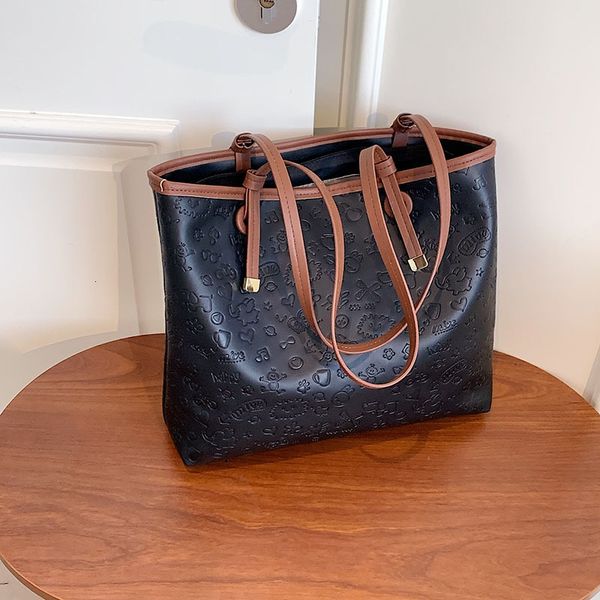 hangbags large bag women's 2021 simple fashion capacity embossed shoulder texture foreign style tote