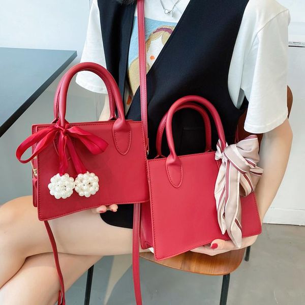 evening bags luxury wedding bridal bag women's shoulder crossbody fashion pearl square female designer silk scarf handbags and purses
evening bags luxury wedding bridal bag women's shoulder crossbody fashion pearl square female designer silk scarf handbags and purses