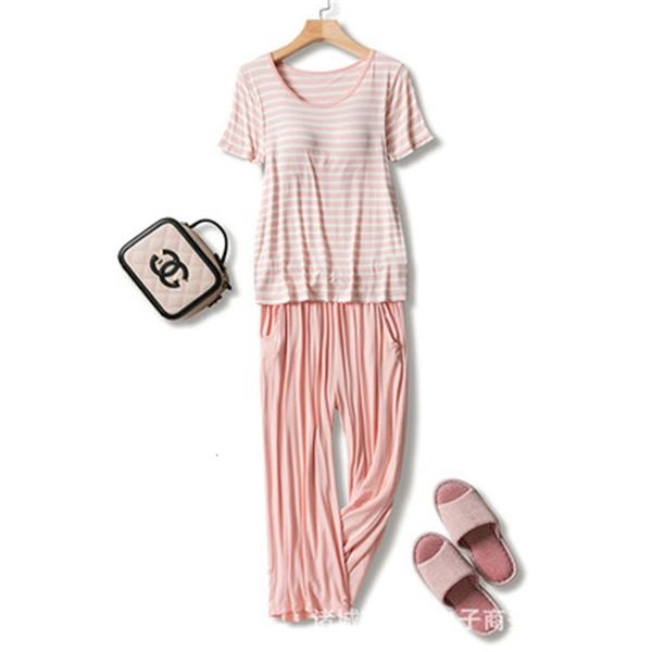 women's sleepwear striped pyjamas women chest bra pad short sleeve 3/4 pant pajama set large size lady cotton sleepwear home suit pijam, Black;red
women's sleepwear striped pyjamas women chest bra pad short sleeve 3/4 pant pajama set large size lady cotton sleepwear home suit pijam, Black;red