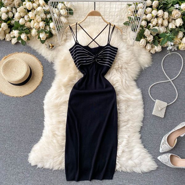 singreiny design strap pencil dress women v neck sleeveless elastic slim party dresses summer off shoulder knitting midi dress 210419, Black;gray
singreiny design strap pencil dress women v neck sleeveless elastic slim party dresses summer off shoulder knitting midi dress 210419, Black;gray
