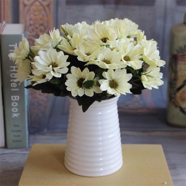 decorative flowers & wreaths european-style simulation flower oil painting spring chrysanthemum wedding candy box hair accessories band fake
decorative flowers & wreaths european-style simulation flower oil painting spring chrysanthemum wedding candy box hair accessories band fake