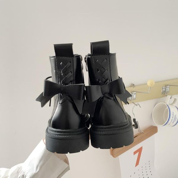 boots women motorcycle flat shoes fashion woman side zipper platform non-slip lace up black snow
boots women motorcycle flat shoes fashion woman side zipper platform non-slip lace up black snow