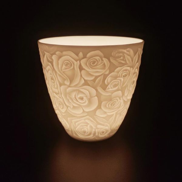 candle holders romantic ceramic holder cup container rose flowers pattern candlestick for wedding valentine's day party home decoration
candle holders romantic ceramic holder cup container rose flowers pattern candlestick for wedding valentine's day party home decoration