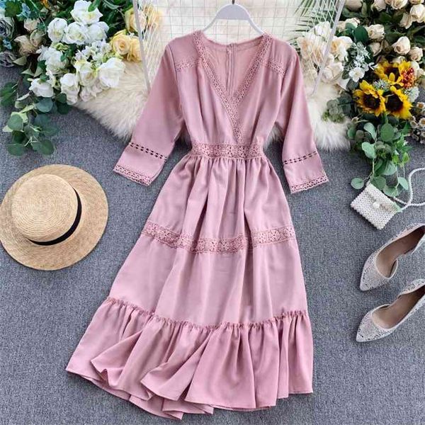 summer women elegant v-neck a-line midi dress hollow out flower half sleeve high waist slim beach bohemian 210430, Black;gray
summer women elegant v-neck a-line midi dress hollow out flower half sleeve high waist slim beach bohemian 210430, Black;gray