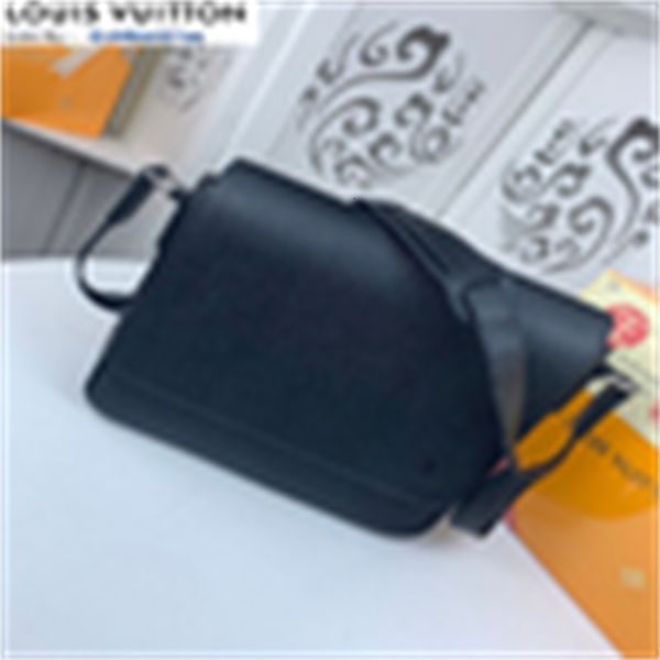 brand designer luxury m30619 black small body cross shoulder bag men handbags shoulder bags messenger bags totes iconic cross handles cl
brand designer luxury m30619 black small body cross shoulder bag men handbags shoulder bags messenger bags totes iconic cross handles cl
