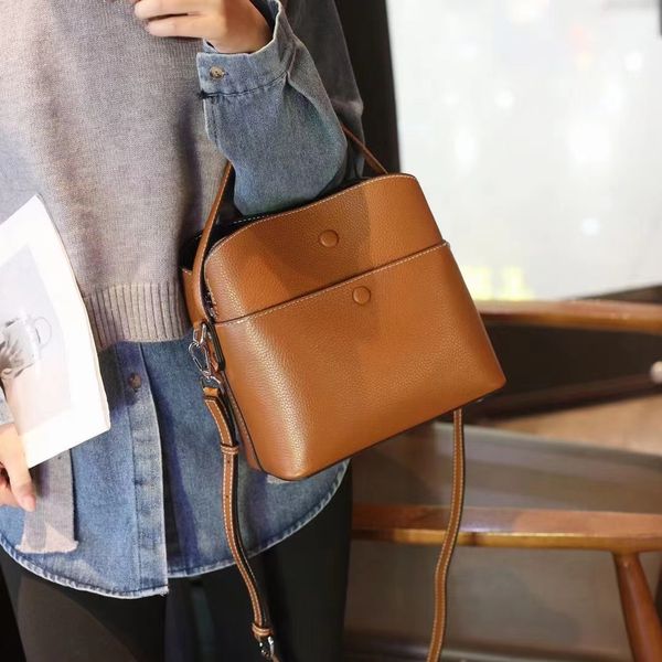 hbp fashion zipper cowhide handbag women messenger bag genuine leather shoulder bags high-capacity
hbp fashion zipper cowhide handbag women messenger bag genuine leather shoulder bags high-capacity