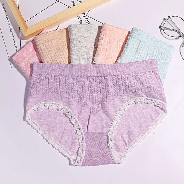 simple seamless color cotton comfortable oversized elastic middle waist lace breathable briefs, Black;pink
simple seamless color cotton comfortable oversized elastic middle waist lace breathable briefs, Black;pink