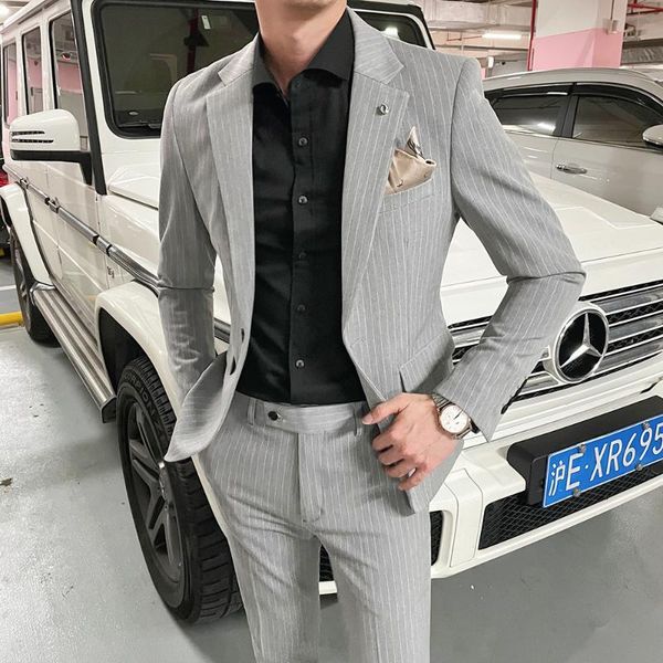 men's suits & blazers striped business wedding for men 2 pcs set (jacket +pant) 2021 slim fit casual social groom tuxedos clothing cost, White;black
men's suits & blazers striped business wedding for men 2 pcs set (jacket +pant) 2021 slim fit casual social groom tuxedos clothing cost, White;black