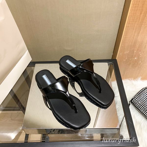 woman luxurys designers fashion slippers solid color comfortable non-slip flip flops essential beach shoes sandals slipper wholesale, Black
woman luxurys designers fashion slippers solid color comfortable non-slip flip flops essential beach shoes sandals slipper wholesale, Black