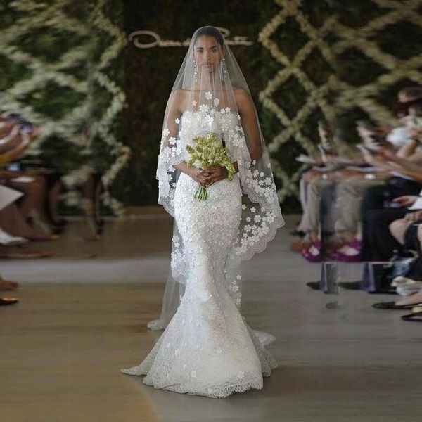 bridal veils veil white/ivory 3d flowers long wedding mantilla accessories appliques with lace, Black
bridal veils veil white/ivory 3d flowers long wedding mantilla accessories appliques with lace, Black
