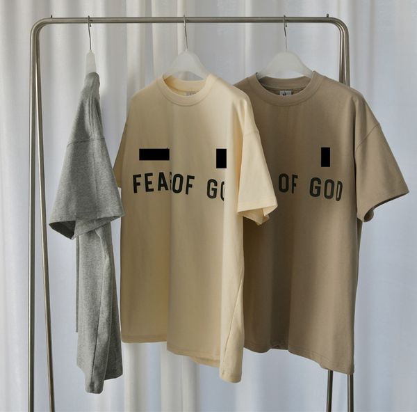 the three parties signed mens and womens tees polos fashion short sleeve leisure t-shirt trends fear of god fog essentials designer jogger, White;black
the three parties signed mens and womens tees polos fashion short sleeve leisure t-shirt trends fear of god fog essentials designer jogger, White;black
