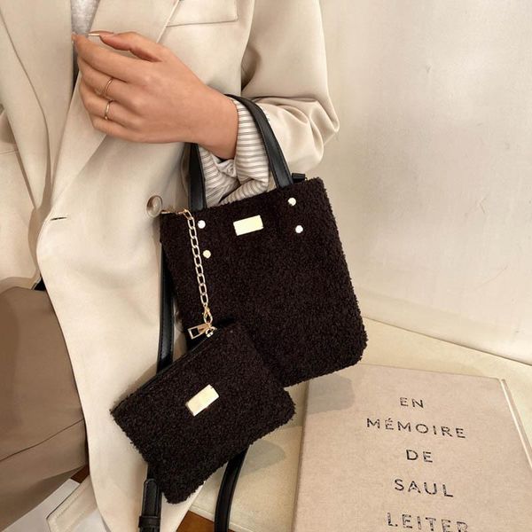 cross body winter plush handbag woolen design tote bags for women 2021 shoulder bag fashion ladys purse hand with mini pouch
cross body winter plush handbag woolen design tote bags for women 2021 shoulder bag fashion ladys purse hand with mini pouch