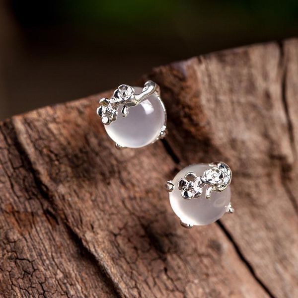 stud original design silver inlaid moonlight white chalcedony plum blossom earrings for friends anniversary gifts, Golden;silver
stud original design silver inlaid moonlight white chalcedony plum blossom earrings for friends anniversary gifts, Golden;silver