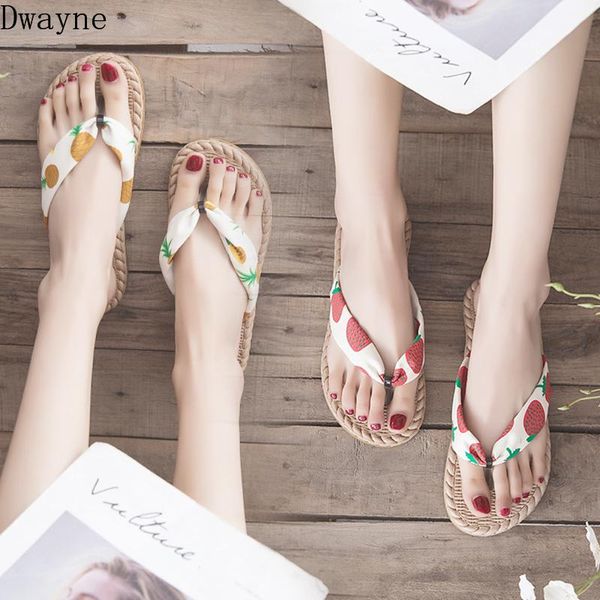 slippers 2021 summer fashion beach female korean version of the wild wear casual flat flip flops, Black
slippers 2021 summer fashion beach female korean version of the wild wear casual flat flip flops, Black