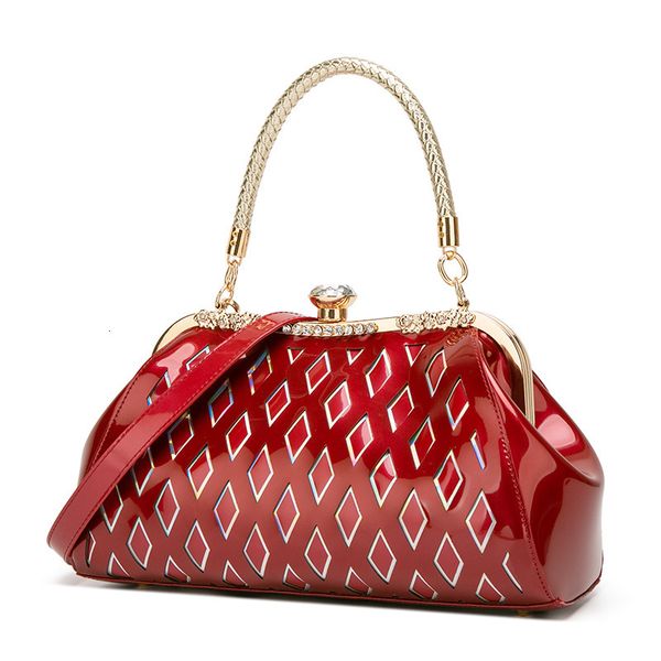 messenger bags messenger bagspatent leather shell 2021 handbag fashion trend single shoulder diagonal span women's bag
messenger bags messenger bagspatent leather shell 2021 handbag fashion trend single shoulder diagonal span women's bag