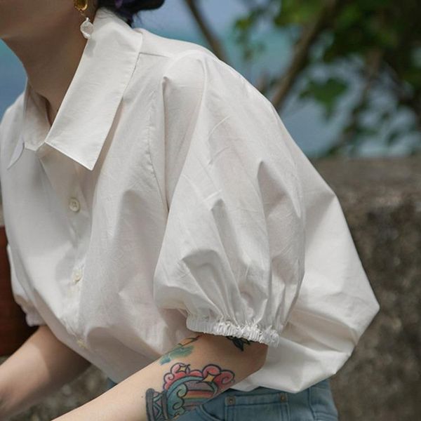 women's blouses & shirts 2021 summer style elegant white short-sleeved shirt retro hong kong flavor design feeling minority french top
women's blouses & shirts 2021 summer style elegant white short-sleeved shirt retro hong kong flavor design feeling minority french top