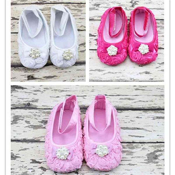 new pearl diamond baby walking pure lace flower single shoes for boys and girls
new pearl diamond baby walking pure lace flower single shoes for boys and girls