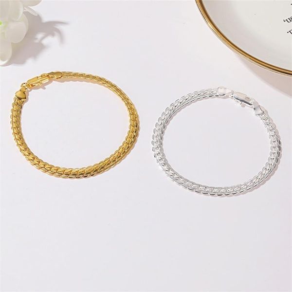 charm bracelets women's woven twisted chain bracelet relief men's gold and silvery jewelry gift 2021, Golden;silver
charm bracelets women's woven twisted chain bracelet relief men's gold and silvery jewelry gift 2021, Golden;silver
