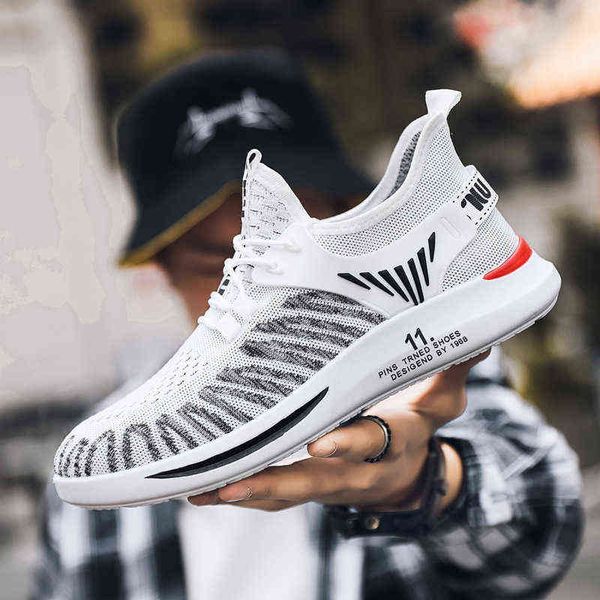 men's sports shoes 2021 fashion korean running sneakers breathable casual men's one step, Black;white
men's sports shoes 2021 fashion korean running sneakers breathable casual men's one step, Black;white