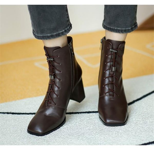 boots winter women genuine leatherwomen with zipper chunky heel comfortable, soft and breathable square toe high heels, Black
boots winter women genuine leatherwomen with zipper chunky heel comfortable, soft and breathable square toe high heels, Black