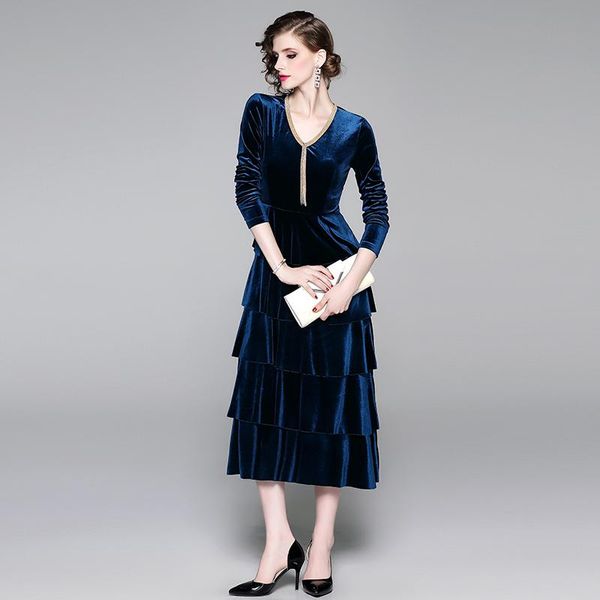 casual dresses elegant women autumn winter velour maxi party dress designer beading v neck ruffle layered vintage evening robe femme vestido, Black;gray
casual dresses elegant women autumn winter velour maxi party dress designer beading v neck ruffle layered vintage evening robe femme vestido, Black;gray