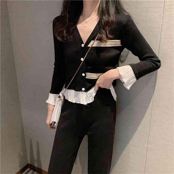 women spring knit flare sleeve cardigans loose pleated hem pants sets v neck single breasted knitted ankle-length pant suit 210519, White
women spring knit flare sleeve cardigans loose pleated hem pants sets v neck single breasted knitted ankle-length pant suit 210519, White
