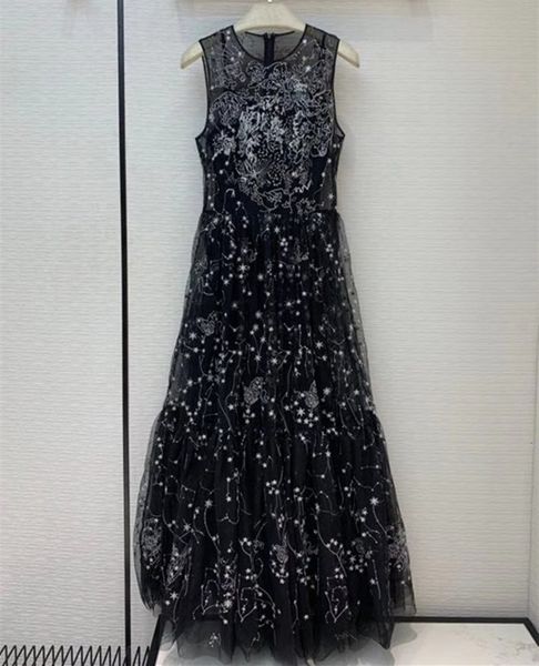 casual dresses 2021 spring runways women of embroidered mesh fashion designer female sleeves party c776, Black;gray
casual dresses 2021 spring runways women of embroidered mesh fashion designer female sleeves party c776, Black;gray