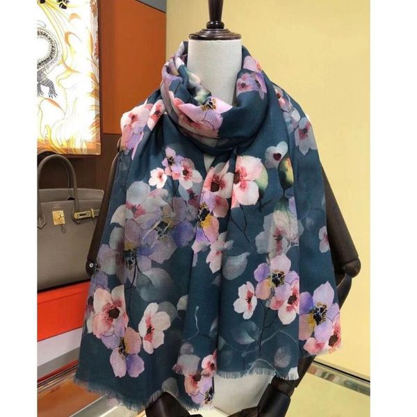 scarves dark green floral 100% cashmere scarf pashmina for women winter wraps 2021 arrival, Blue;gray
scarves dark green floral 100% cashmere scarf pashmina for women winter wraps 2021 arrival, Blue;gray