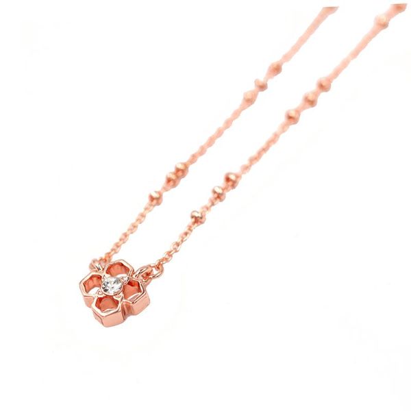 pendant necklaces 2021 spring clear stone inaly howllow out mini flower necklace, Silver
pendant necklaces 2021 spring clear stone inaly howllow out mini flower necklace, Silver
