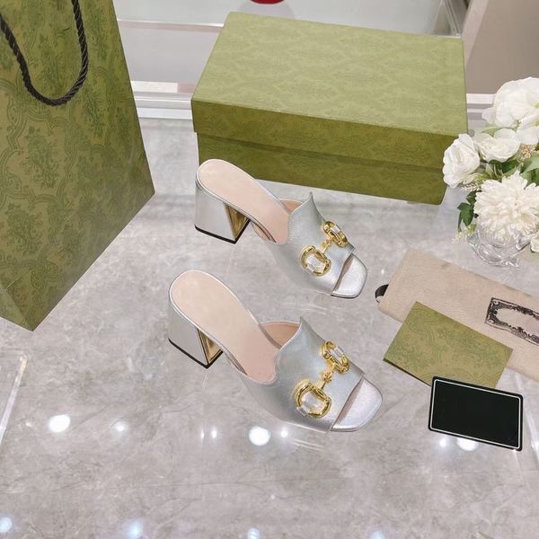 2021 designer women sandals horsebit gold-toned high heels fashion square toe slippers leather pumps black white outdoor dress sandal casual
2021 designer women sandals horsebit gold-toned high heels fashion square toe slippers leather pumps black white outdoor dress sandal casual