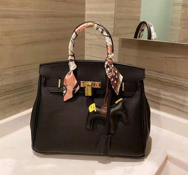 outlet2021classic women bag luxury andbags fashion lady andbag famous k totes bags women genuine leather bags size 30cm 25cm
outlet2021classic women bag luxury andbags fashion lady andbag famous k totes bags women genuine leather bags size 30cm 25cm