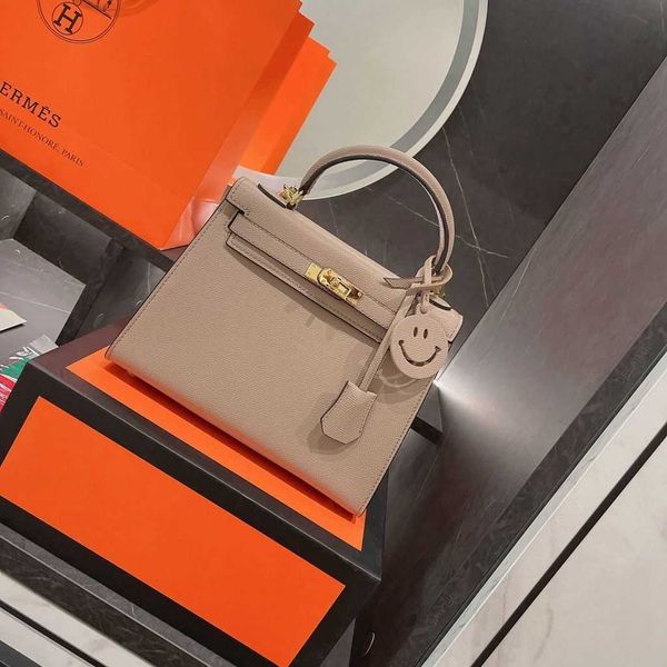 women luxurys designers bags 2021 womens handbags purses designer crossbody wallet bag louisbags_18 summer cute small versatile fashion sing
women luxurys designers bags 2021 womens handbags purses designer crossbody wallet bag louisbags_18 summer cute small versatile fashion sing