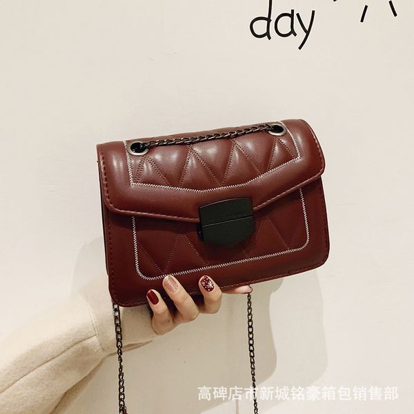 retro kong style hong messenger korean female 2021 new wild of version embroidery fashionable chain bag squ small foreign thr ctifx
retro kong style hong messenger korean female 2021 new wild of version embroidery fashionable chain bag squ small foreign thr ctifx
