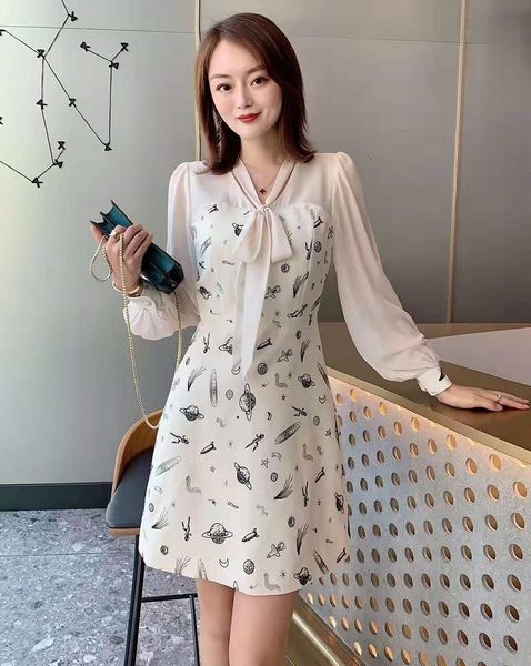 dress latest designer spring summer women bow collar exquisite print long sleeve apricot dark blue dress above knee, Black;gray
dress latest designer spring summer women bow collar exquisite print long sleeve apricot dark blue dress above knee, Black;gray