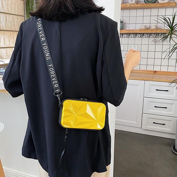 evening bags women mini box personality uneven surface handbag female makeup storage bag waterproof washing luggage shoulder
evening bags women mini box personality uneven surface handbag female makeup storage bag waterproof washing luggage shoulder