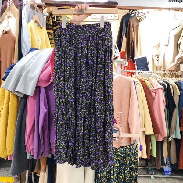 vintage autumn floral print a-line ruffle pleated long skirts summer women korean tulle skirt female elastic waist plus size, Black
vintage autumn floral print a-line ruffle pleated long skirts summer women korean tulle skirt female elastic waist plus size, Black