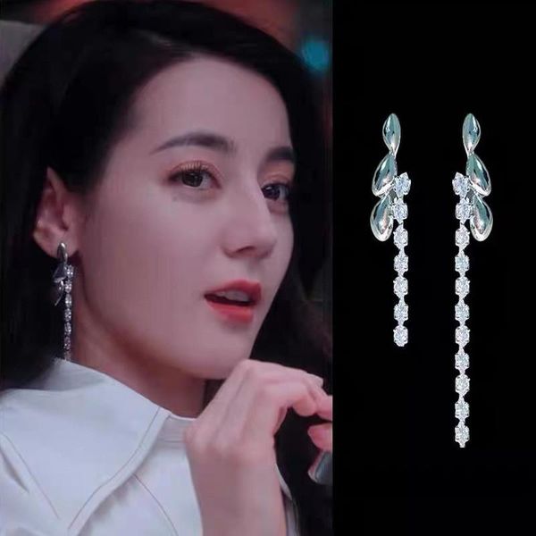 dangle & chandelier you are my glory qiao jingjing women's same earrings dilraba long tassel 2021 trendy rice grain inlaid jewelry, Silver
dangle & chandelier you are my glory qiao jingjing women's same earrings dilraba long tassel 2021 trendy rice grain inlaid jewelry, Silver