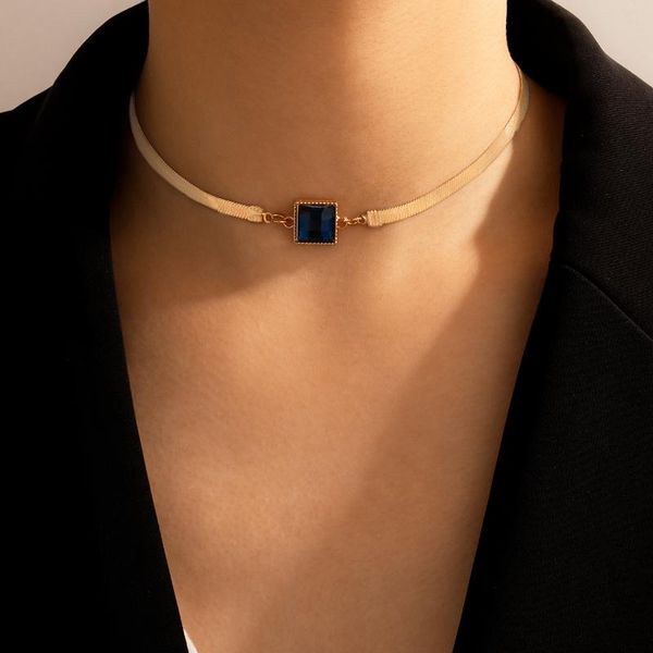 chokers luxury navy blue crystal necklace for women elegant geometry metal alloy clavicle chain wedding jewelry collar 17118, Golden;silver
chokers luxury navy blue crystal necklace for women elegant geometry metal alloy clavicle chain wedding jewelry collar 17118, Golden;silver