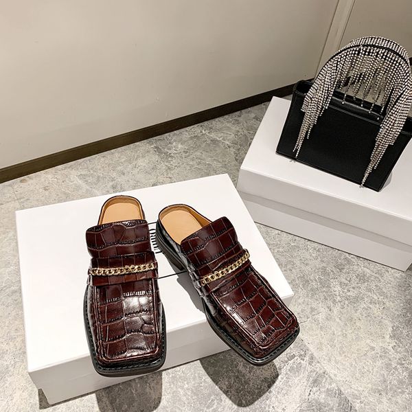 embossing genuine leather women casual half slippers shoe sandals designer lady brand leisure moccasins sandal good quality style2, Black
embossing genuine leather women casual half slippers shoe sandals designer lady brand leisure moccasins sandal good quality style2, Black