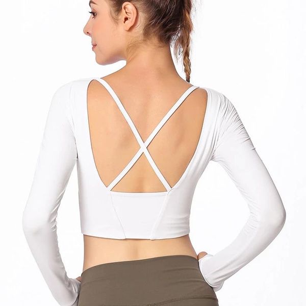 yoga outfits women long sleeve compression strechy soft comfortable gym active shirts with built in padds, White;red
yoga outfits women long sleeve compression strechy soft comfortable gym active shirts with built in padds, White;red
